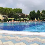Villaggio Marco Polo Lägenhetshotell Bibione
