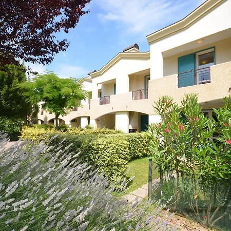 Hotel apartamentowy Villaggio Marco Polo 3*