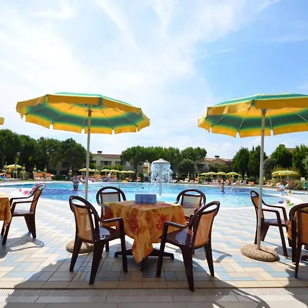 Villaggio Marco Polo شقة فندقية بيبيوني
