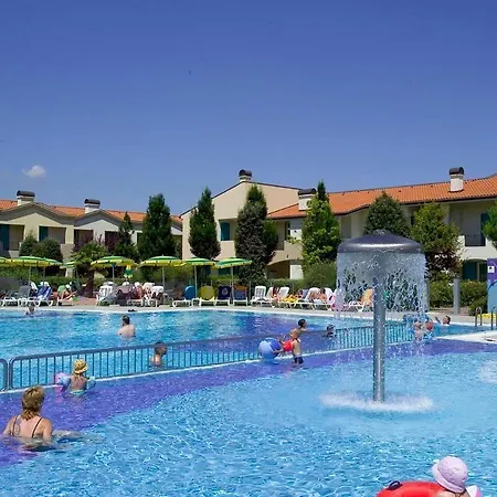 Villaggio Marco Polo بيبيوني