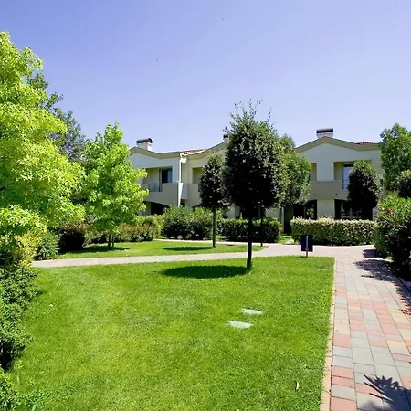 Villaggio Marco Polo شقة فندقية بيبيوني